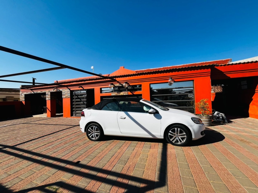3 Bedroom Property for Sale in Bloemside 2 Free State